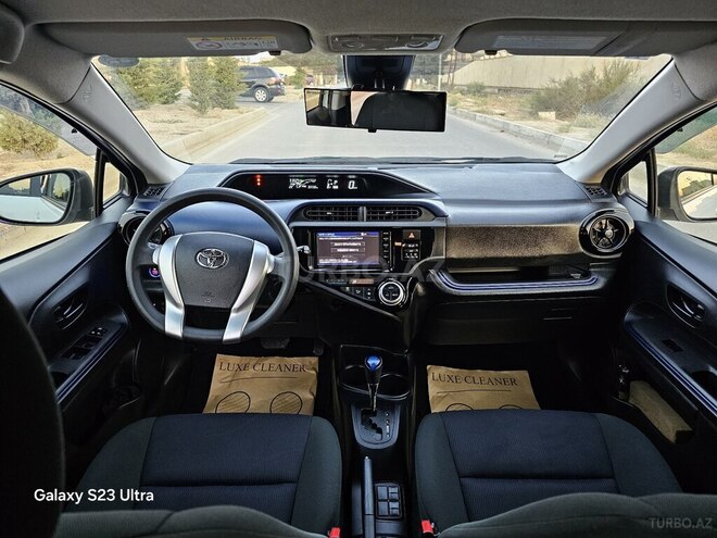 Toyota Aqua 2016, 75,400 km - 1.5 л - Bakı