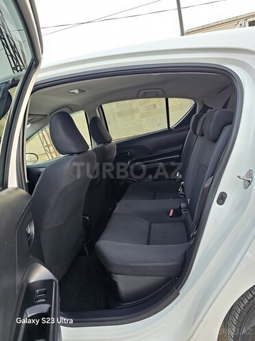 Toyota Aqua 2016, 75,400 km - 1.5 л - Bakı