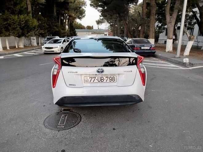 Toyota Prius 2018, 89,400 km - 1.8 l - Bakı