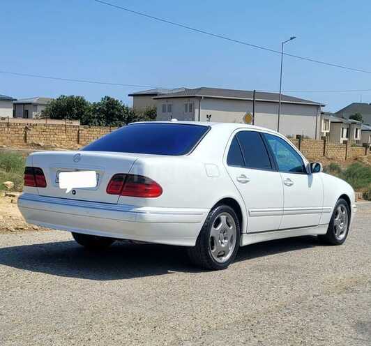 Mercedes E 270 2001, 508,543 km - 2.7 l - Bakı