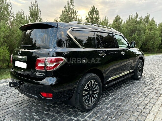 Nissan Patrol 2014, 112,709 km - 5.6 l - Bakı