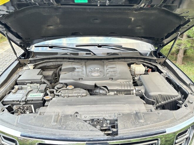 Nissan Patrol 2014, 112,709 km - 5.6 l - Bakı