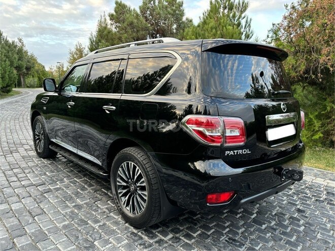Nissan Patrol 2014, 112,709 km - 5.6 l - Bakı