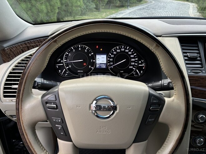 Nissan Patrol 2014, 112,709 km - 5.6 l - Bakı