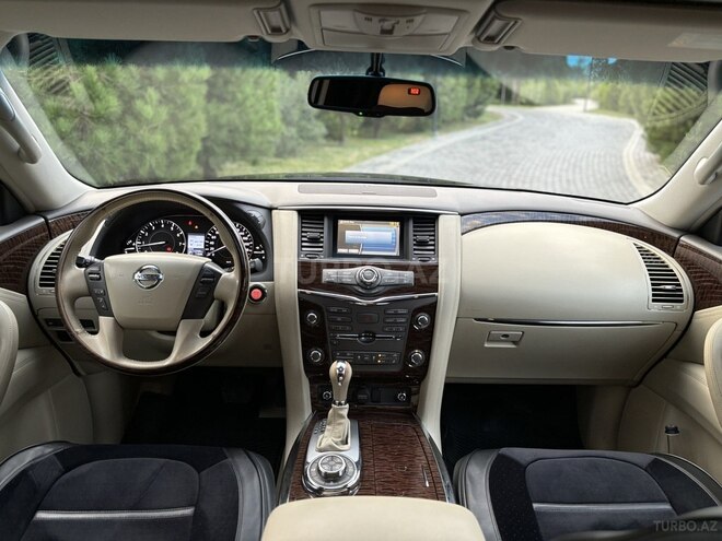 Nissan Patrol 2014, 112,709 km - 5.6 l - Bakı