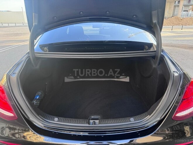 Mercedes E 300 2017, 136,600 km - 2.0 l - Bakı