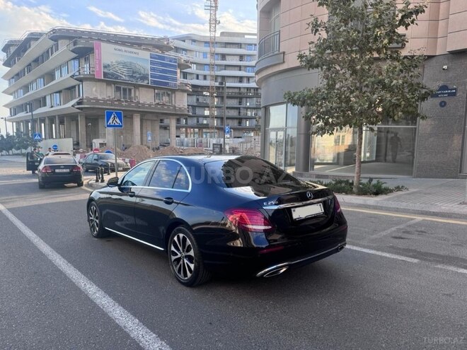Mercedes E 300 2017, 136,600 km - 2.0 l - Bakı