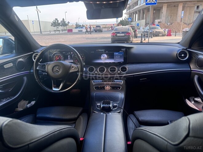 Mercedes E 300 2017, 136,600 km - 2.0 l - Bakı