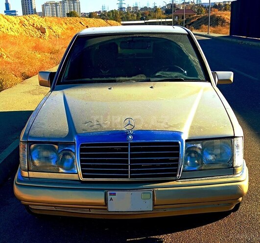 Mercedes E 250 1990, 350,000 km - 2.5 l - Bakı