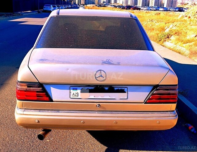 Mercedes E 250 1990, 350,000 km - 2.5 l - Bakı