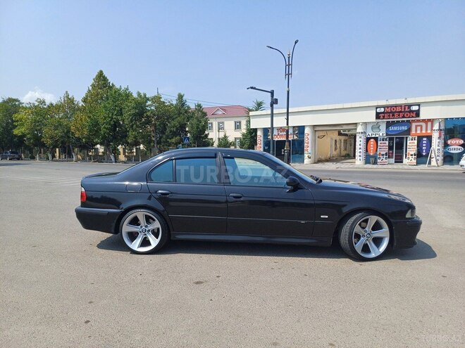 BMW 528 1997, 287,000 km - 2.8 l - Saatlı