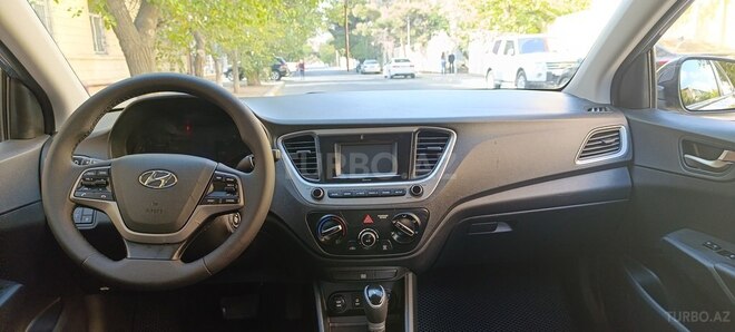 Hyundai Accent 2020, 115,000 km - 1.6 l - Bakı