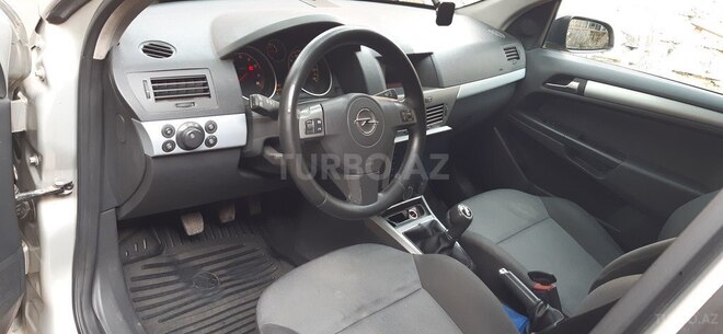 Opel Astra 2005, 320,500 km - 1.4 l - Bakı
