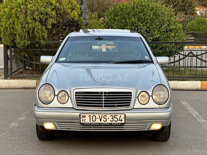 Mercedes E 240 1998, 151,000 km - 2.4 l - Bakı
