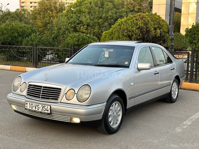 Mercedes E 240 1998, 151,000 km - 2.4 l - Bakı