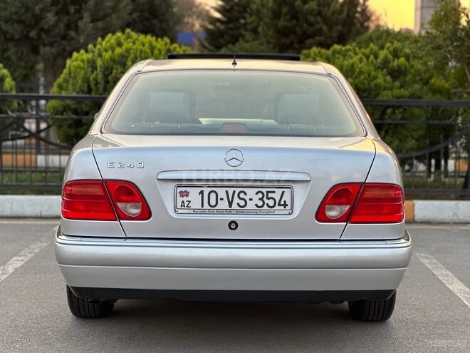 Mercedes E 240 1998, 151,000 km - 2.4 l - Bakı