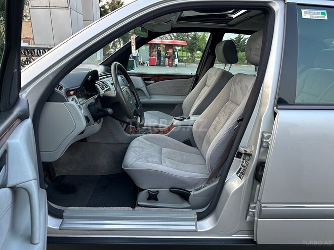 Mercedes E 240 1998, 151,000 km - 2.4 l - Bakı
