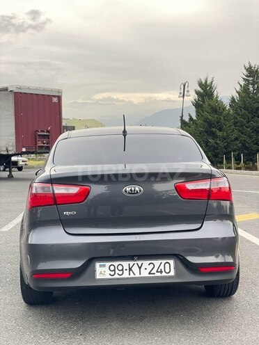 Kia Rio 2015, 193,894 km - 1.4 l - Qax