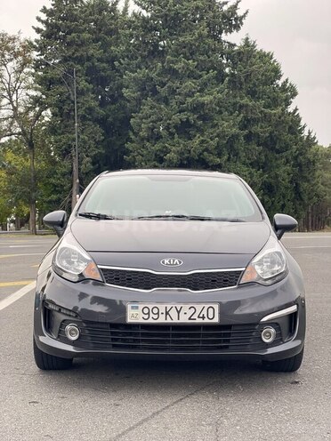 Kia Rio 2015, 193,894 km - 1.4 l - Qax