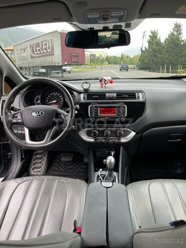 Kia Rio 2015, 193,894 km - 1.4 l - Qax