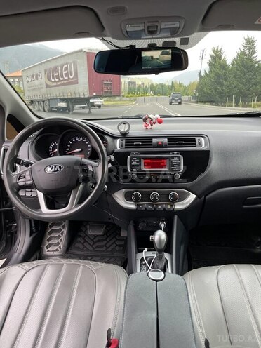 Kia Rio 2015, 193,894 km - 1.4 l - Qax