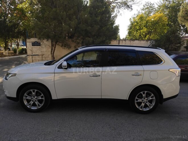 Mitsubishi Outlander 2014, 104,500 km - 2.4 l - Bakı