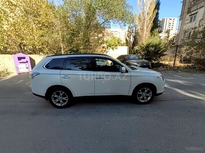 Mitsubishi Outlander 2014, 104,500 km - 2.4 l - Bakı