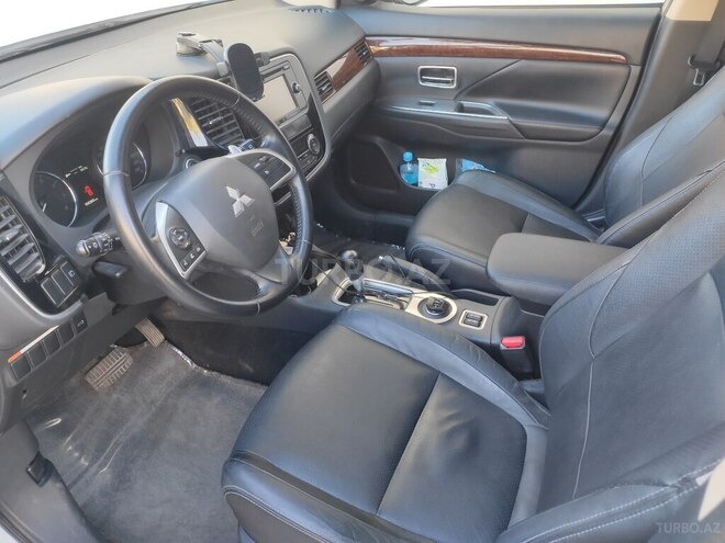 Mitsubishi Outlander 2014, 104,500 km - 2.4 l - Bakı