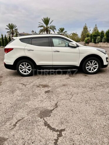 Hyundai Santa Fe 2014, 300,601 km - 2.2 l - Astara
