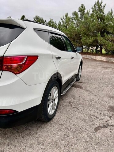Hyundai Santa Fe 2014, 300,601 km - 2.2 l - Astara