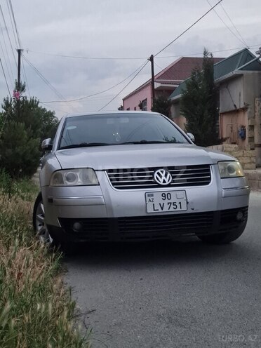 Volkswagen Passat 2003, 350,000 km - 1.8 l - Sumqayıt