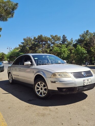 Volkswagen Passat 2003, 350,000 km - 1.8 l - Sumqayıt