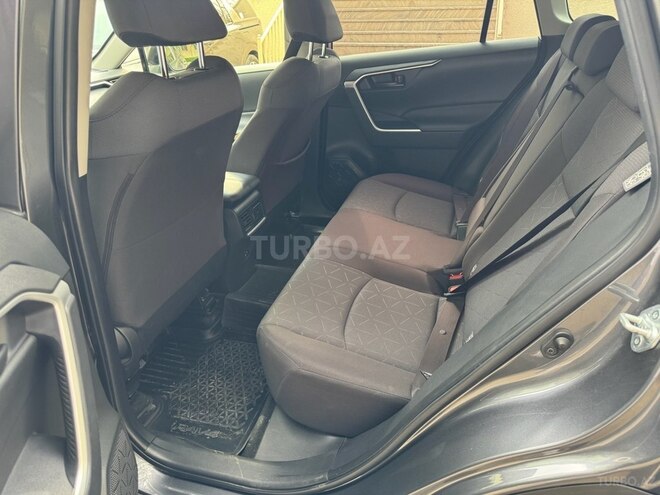 Toyota RAV4 2020, 36,630 km - 2.0 l - Bakı