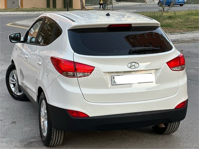 Hyundai ix35 2010, 234,800 km - 2.4 l - Bakı