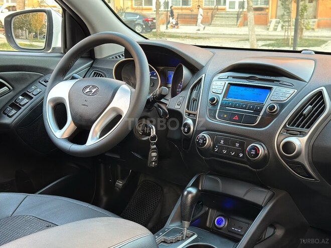 Hyundai ix35 2010, 234,800 km - 2.4 l - Bakı