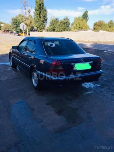 Mercedes C 220 1995, 202,309 km - 2.2 l - İsmayıllı