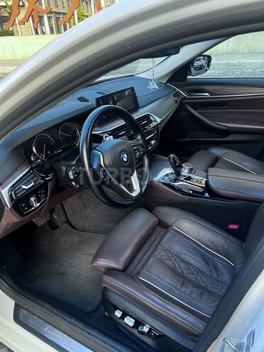 BMW 520d-12