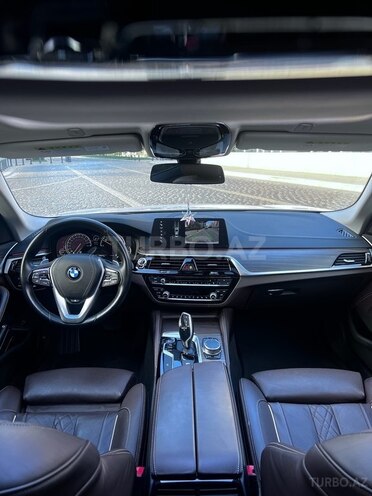 BMW 520d-11