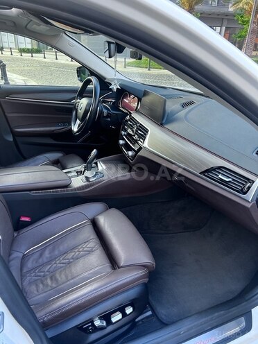 BMW 520d-13