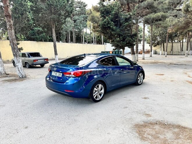 Hyundai Elantra 2014, 241,402 km - 1.8 l - Bakı