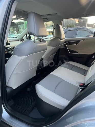 Toyota RAV4 2023, 7,200 km - 2.5 л - Bakı