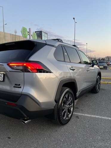 Toyota RAV4 2023, 7,200 km - 2.5 л - Bakı