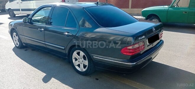Mercedes E 240 1999, 270,000 km - 2.4 l - Bakı