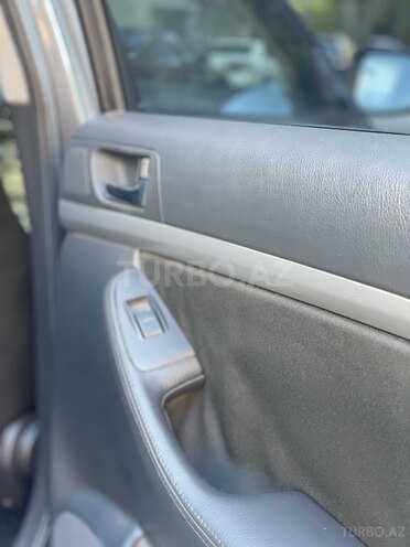 Toyota Avensis 2006, 336,308 km - 2.0 l - Bakı
