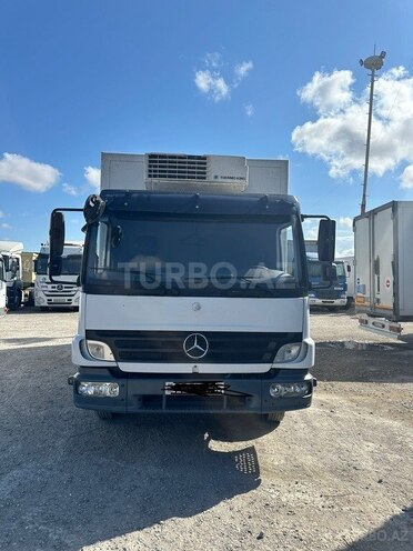 Mercedes Atego 818-1