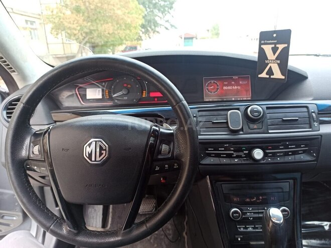 MG  2011, 193,110 km - 1.8 l - Siyəzən