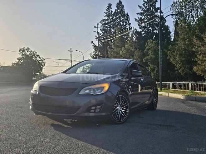Opel Astra 2010, 270,000 km - 1.3 l - Gəncə