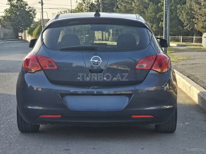 Opel Astra 2010, 270,000 km - 1.3 l - Gəncə