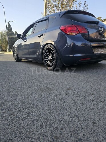 Opel Astra 2010, 270,000 km - 1.3 l - Gəncə