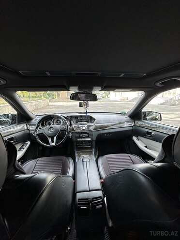 Mercedes E 220 d 2013, 264,900 km - 2.2 l - İsmayıllı